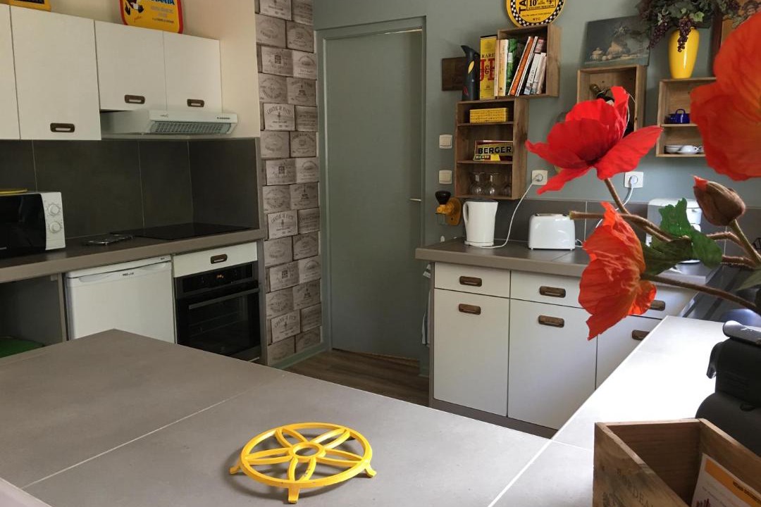 Photo of Others in Manou