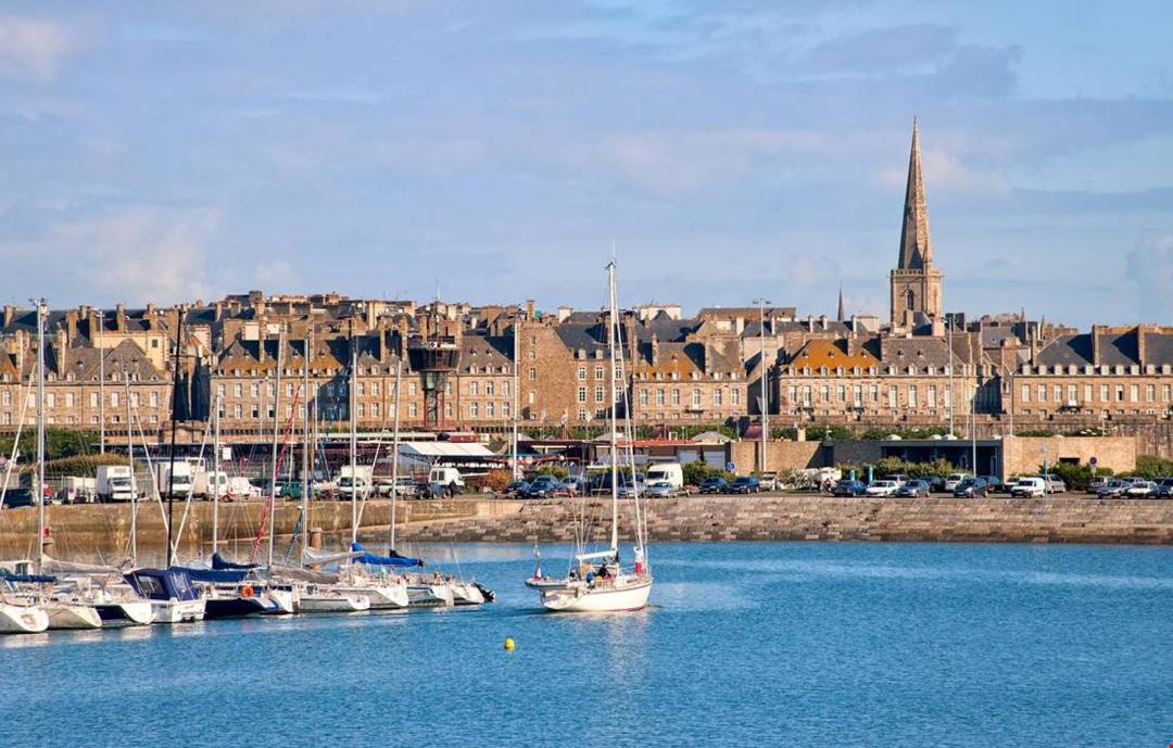 Photo of Others in Dinard