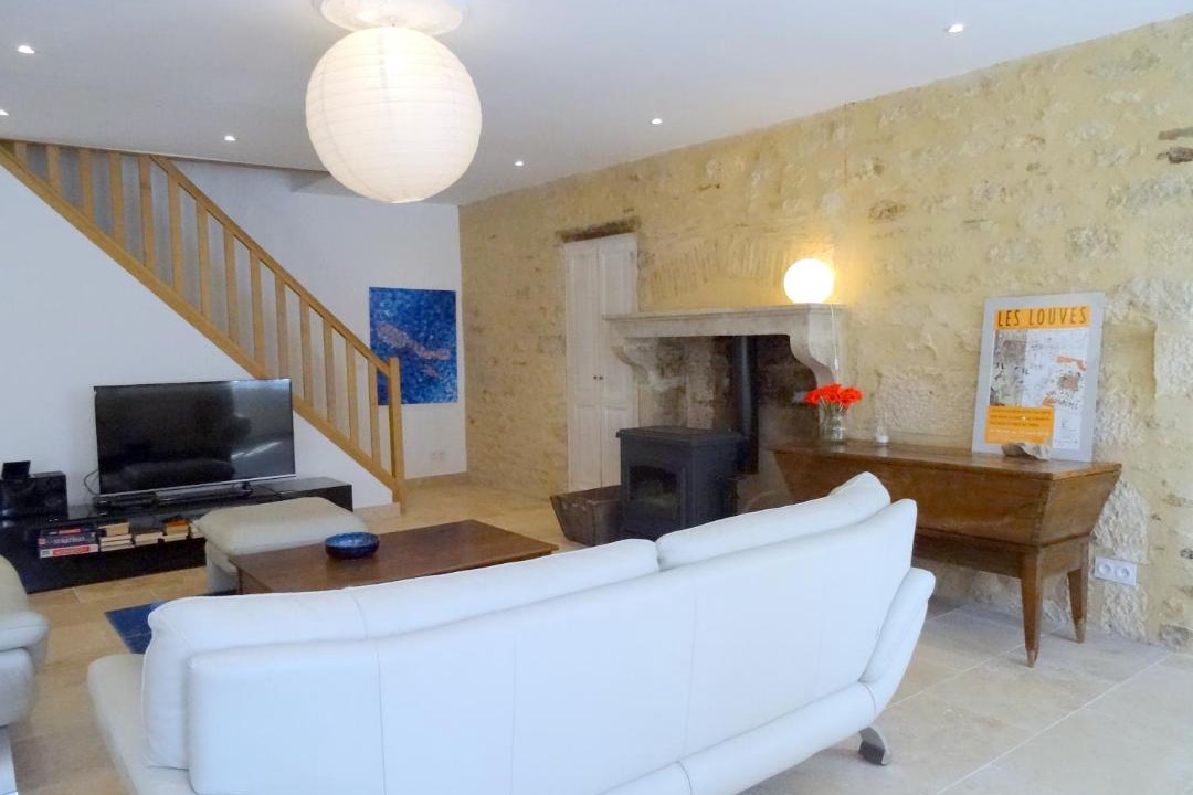 Photo of Livingroom in Flavigny-sur-Ozerain