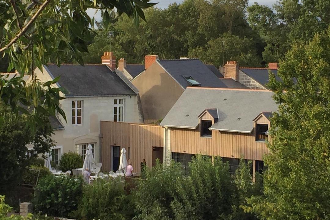 Photo of Buildings in Behuard