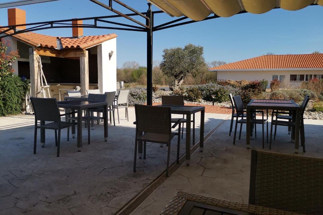 Photo of Others in Thuir