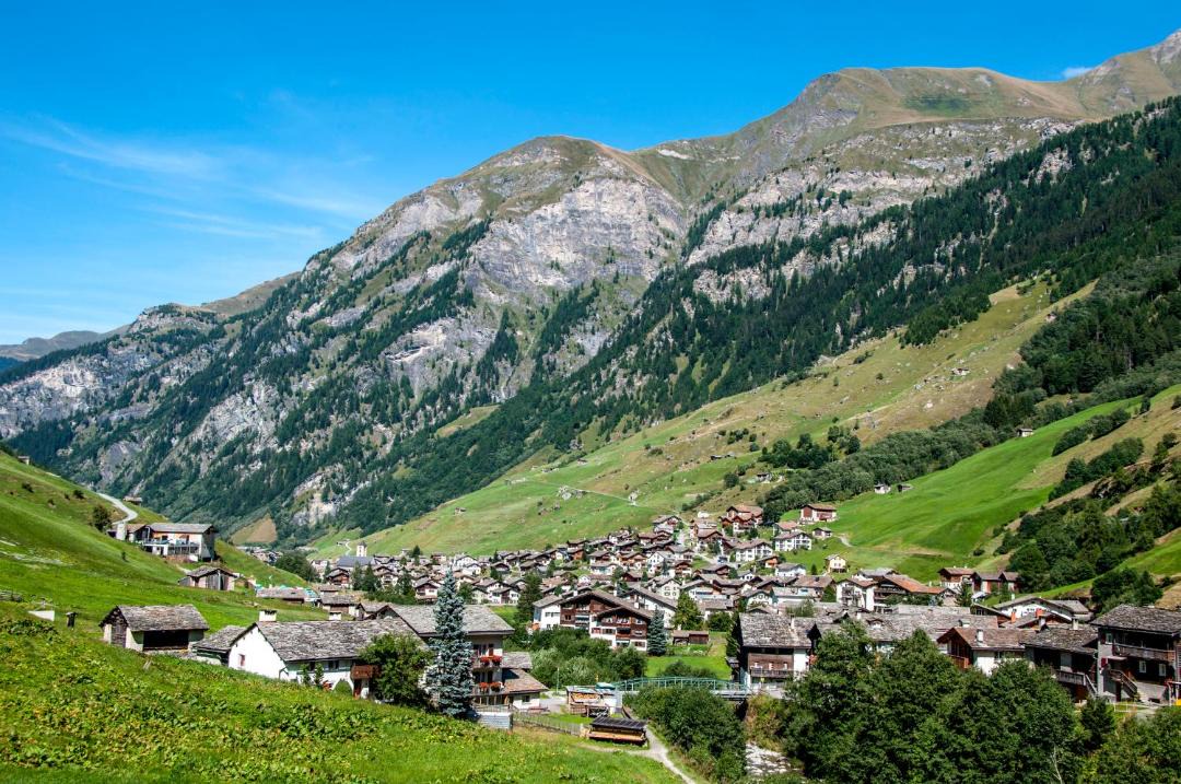 Photo of Others in Vals
