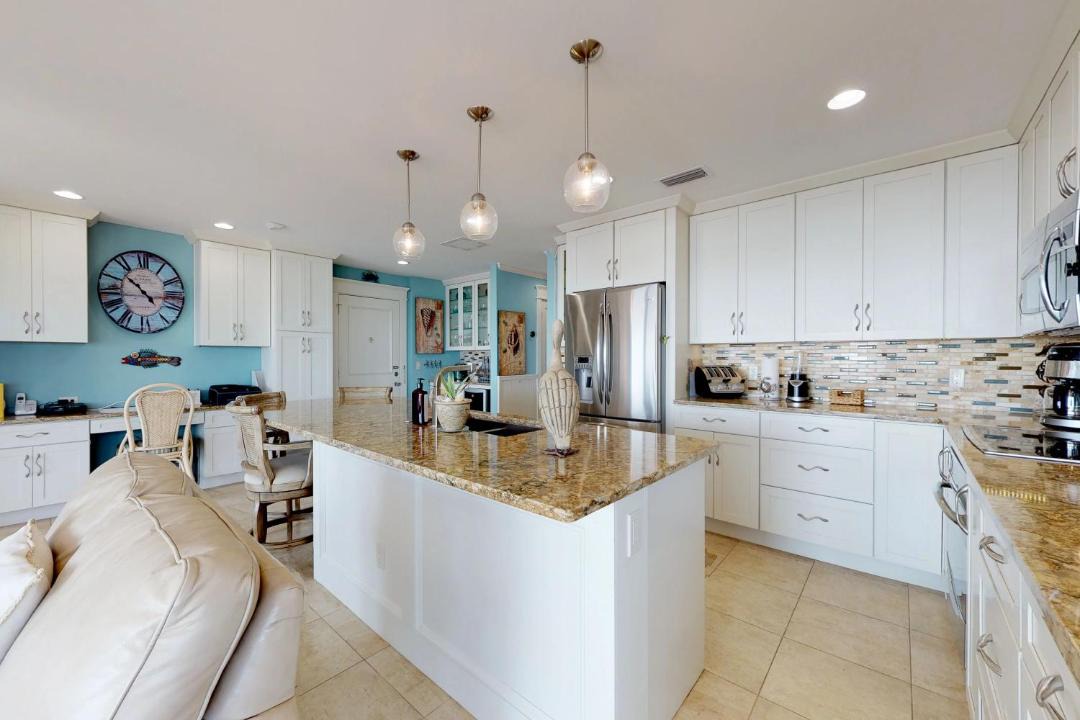 Photo of Others in Holmes Beach