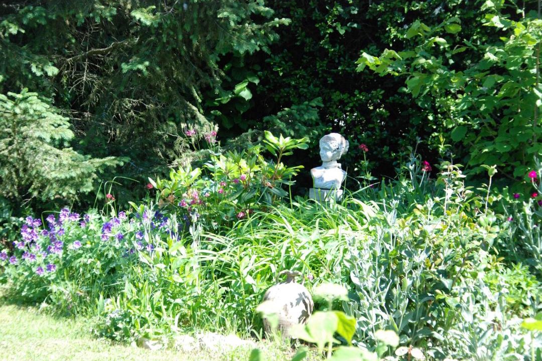 Photo of Others in Fougeres-sur-Bievre