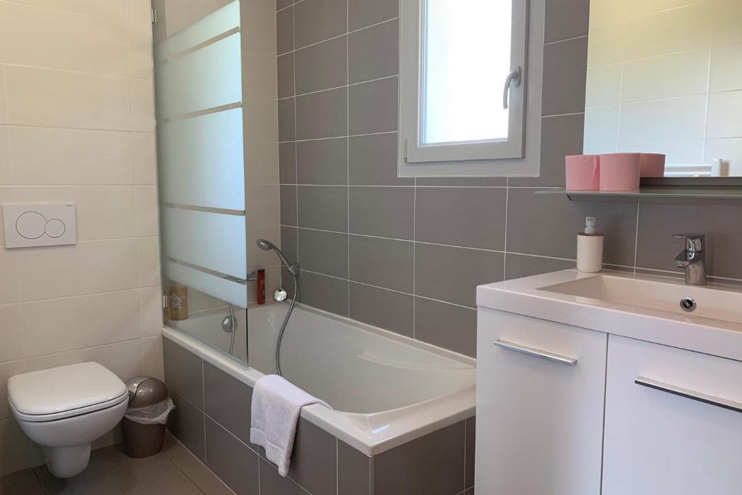 Photo of Bathroom in Seynod