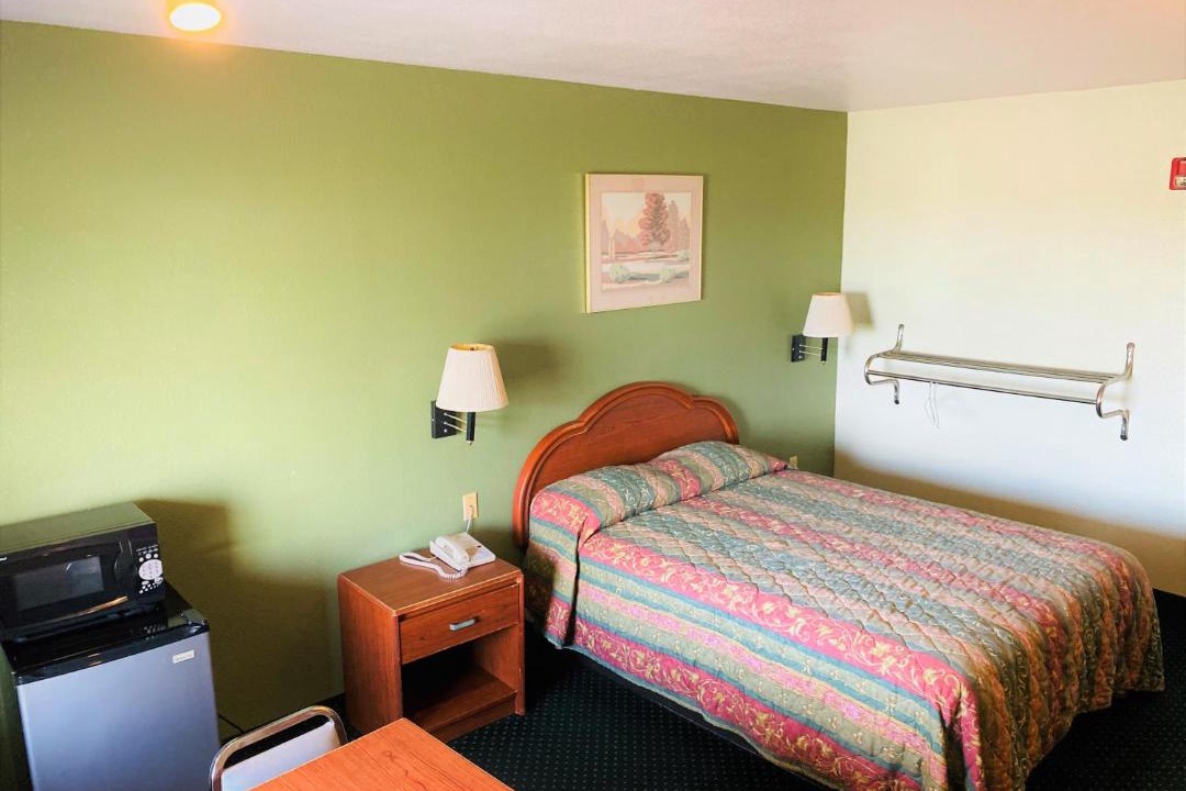 Photo of Bedroom in Smithville