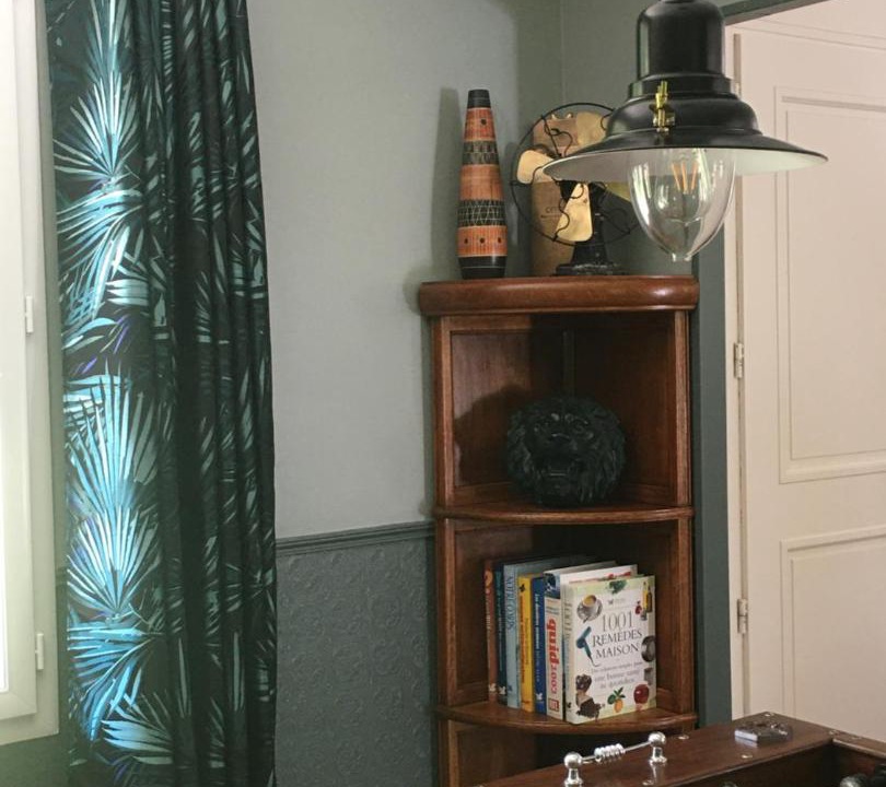 Photo of Others in Manou