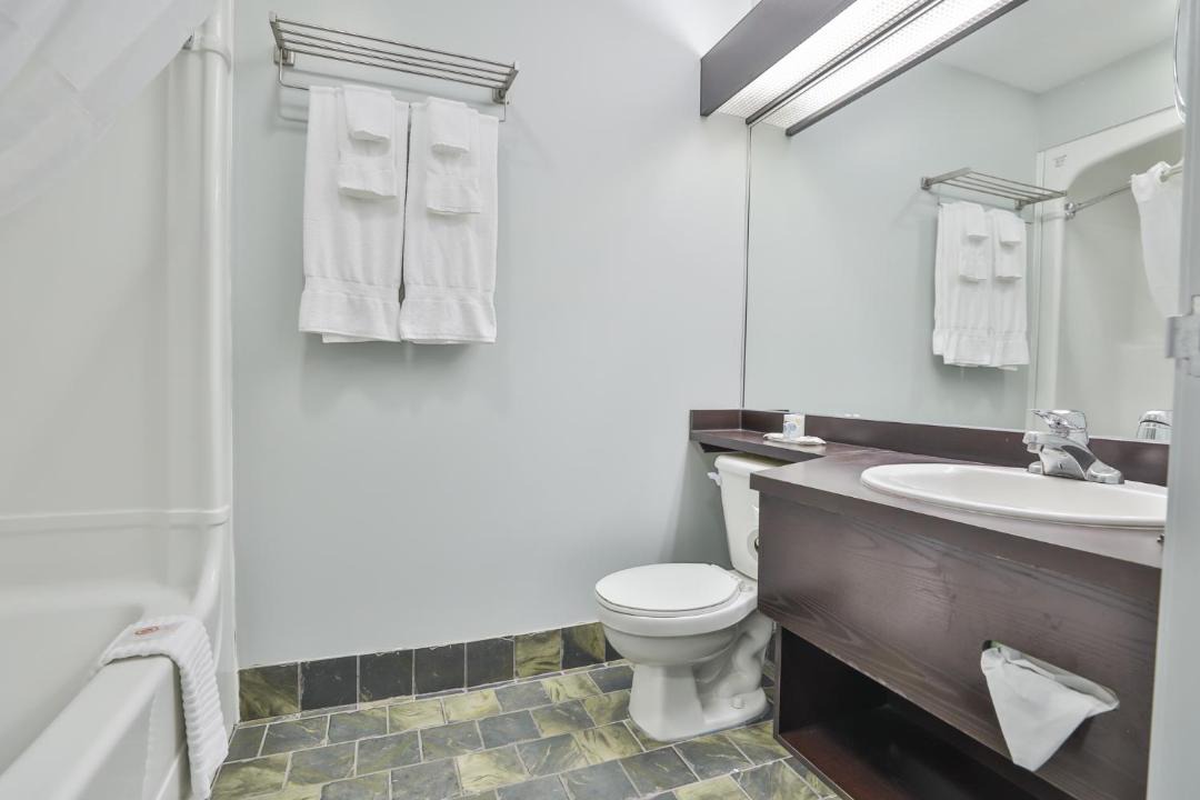 Photo of Bathroom in St. Jerome