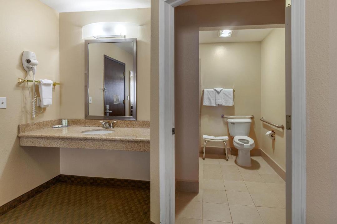 Photo of Bathroom in Ontario