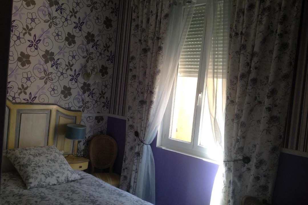 Photo of Bedroom in Hyeres City Centre