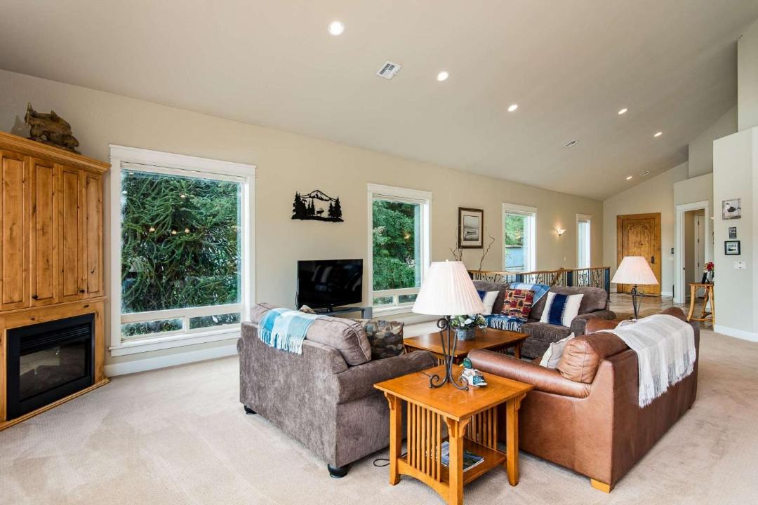 Photo of Others in Dunes City