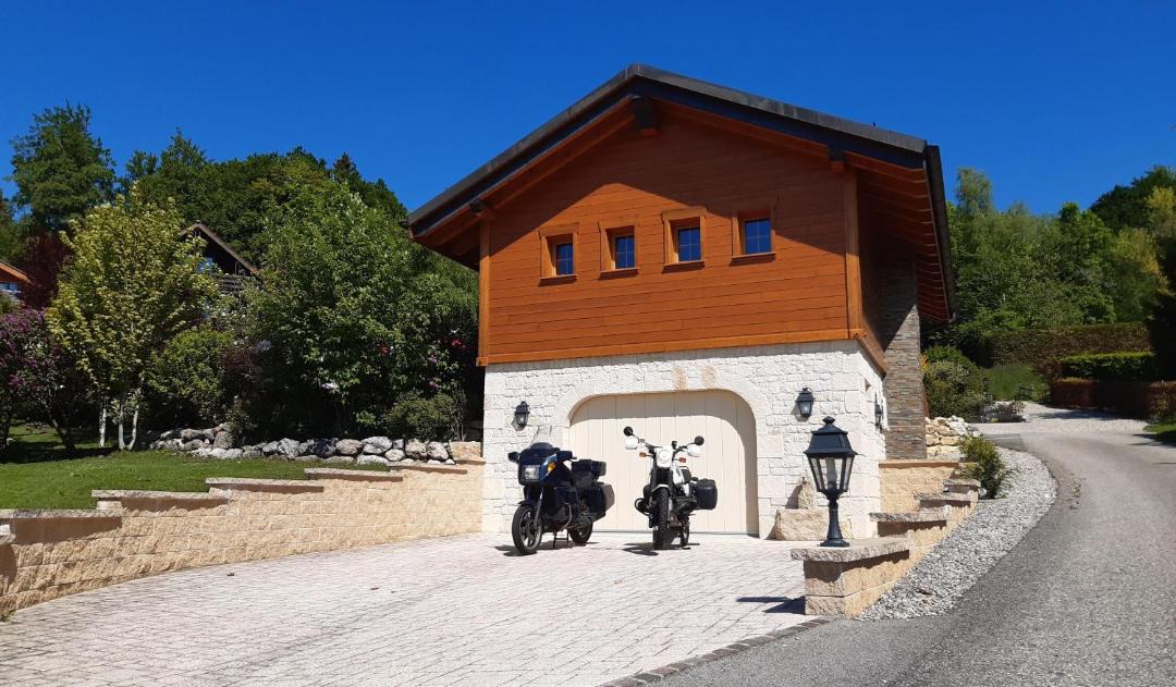 Photo of Buildings in Saint-George