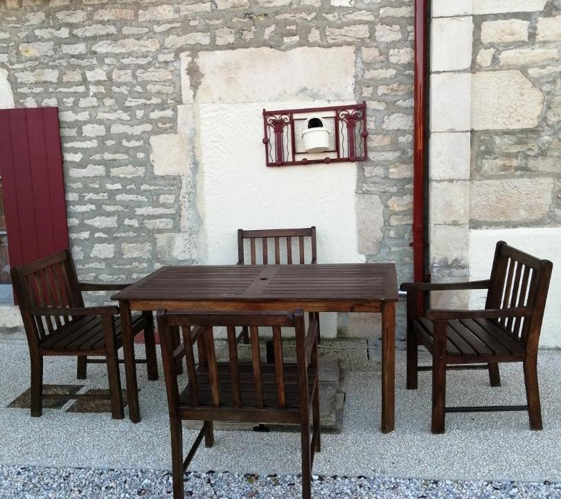 Photo of Others in Montbard