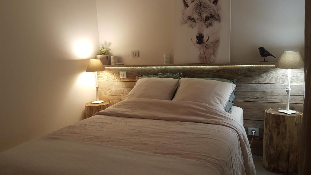 Photo of Bedroom in Saint-Michel-l'Observatoire