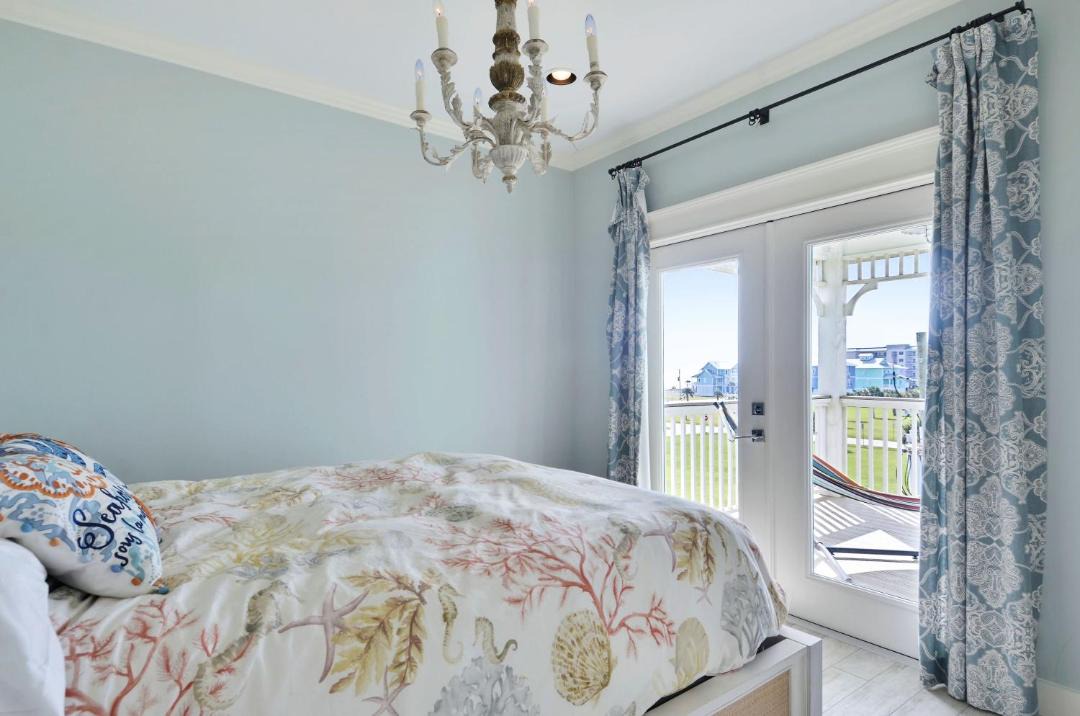 Photo of Bedroom in Beachside Village