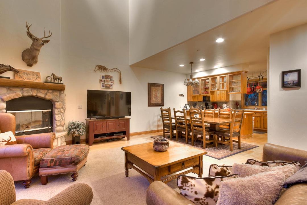 Photo of Livingroom in Steamboat Springs