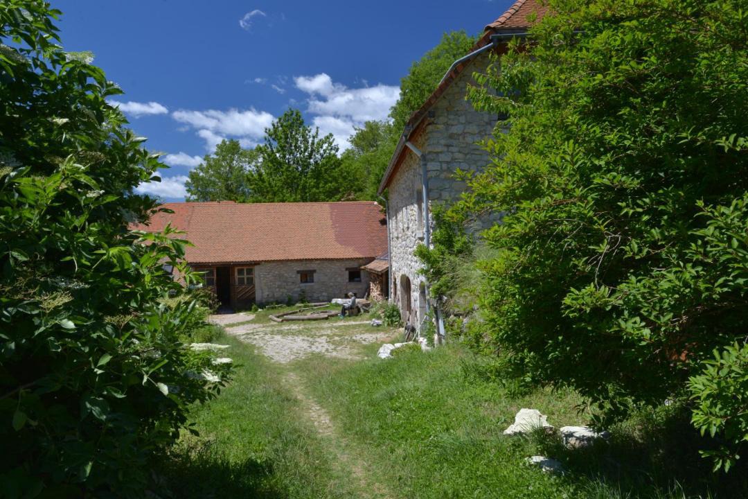 Photo of Buildings in Glandage