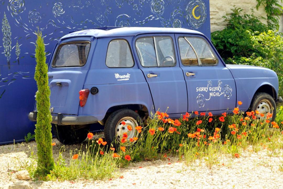 Photo of Buildings in Entrechaux