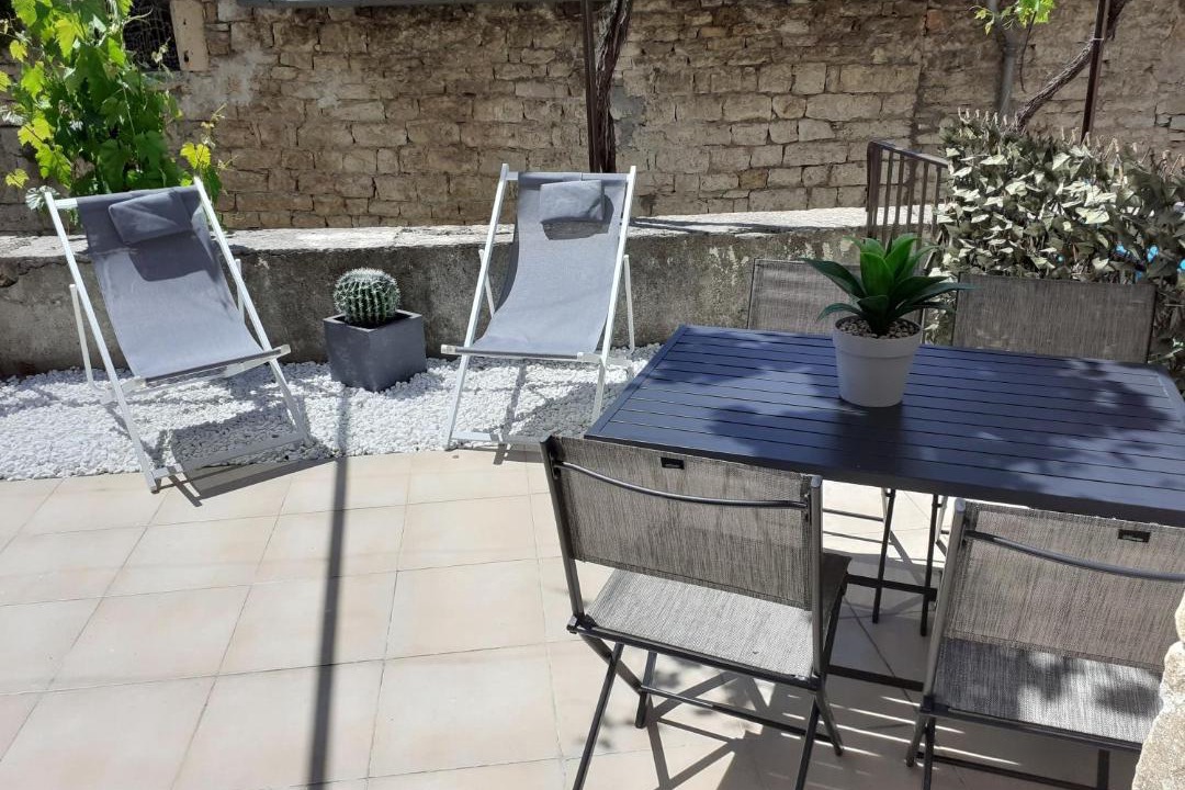 Photo of Patio Balcony in Saint-Chely-du-Tarn