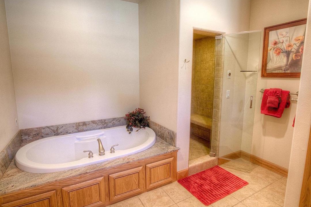 Photo of Bathroom in Kingswood Estates