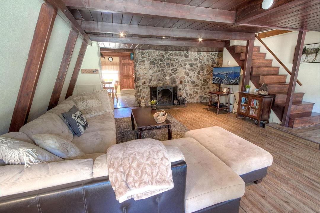 Photo of Livingroom in South Lake Tahoe