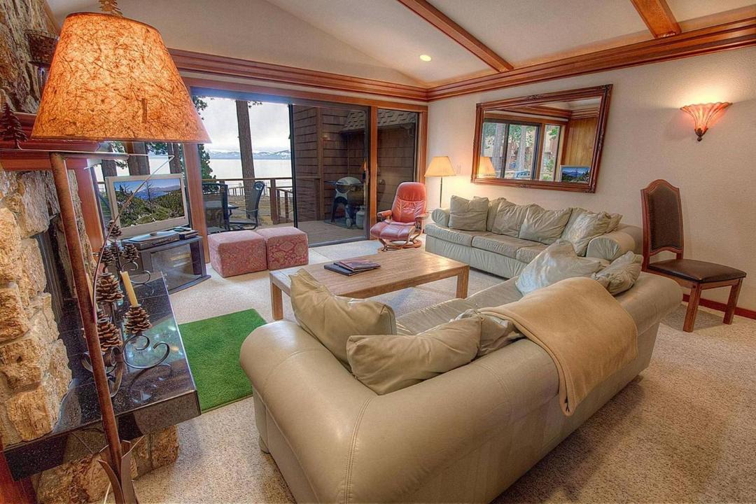 Photo of Livingroom in Brockway