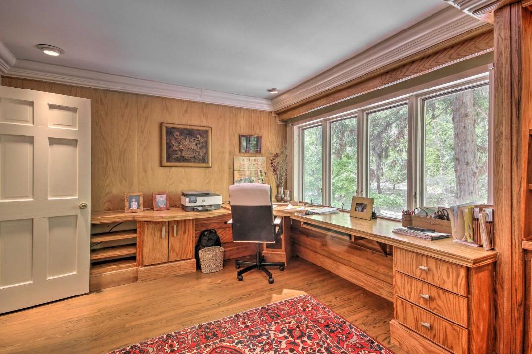 Photo of Others in Long Green