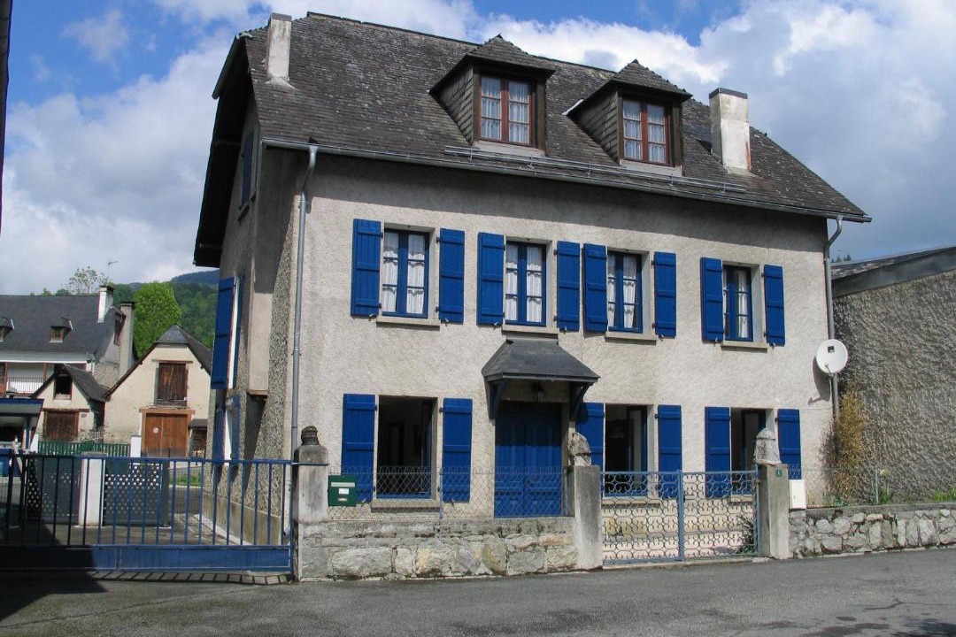 Photo of Buildings in Arrens-Marsous