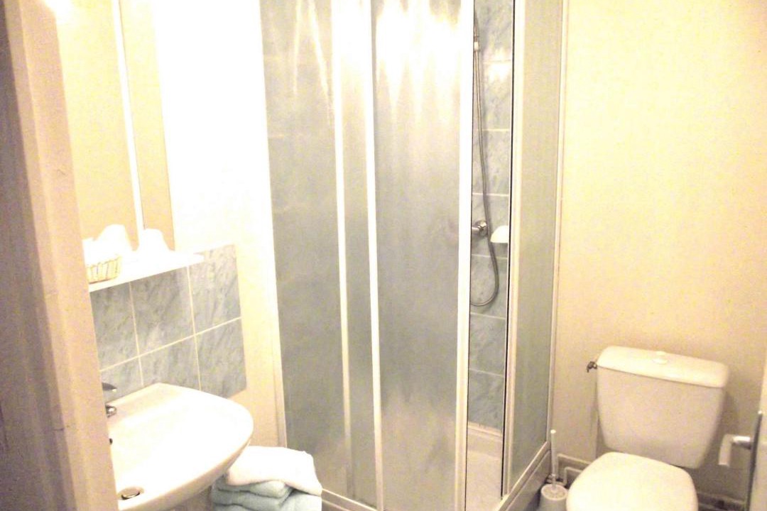 Photo of Bathroom in Doue-la-Fontaine