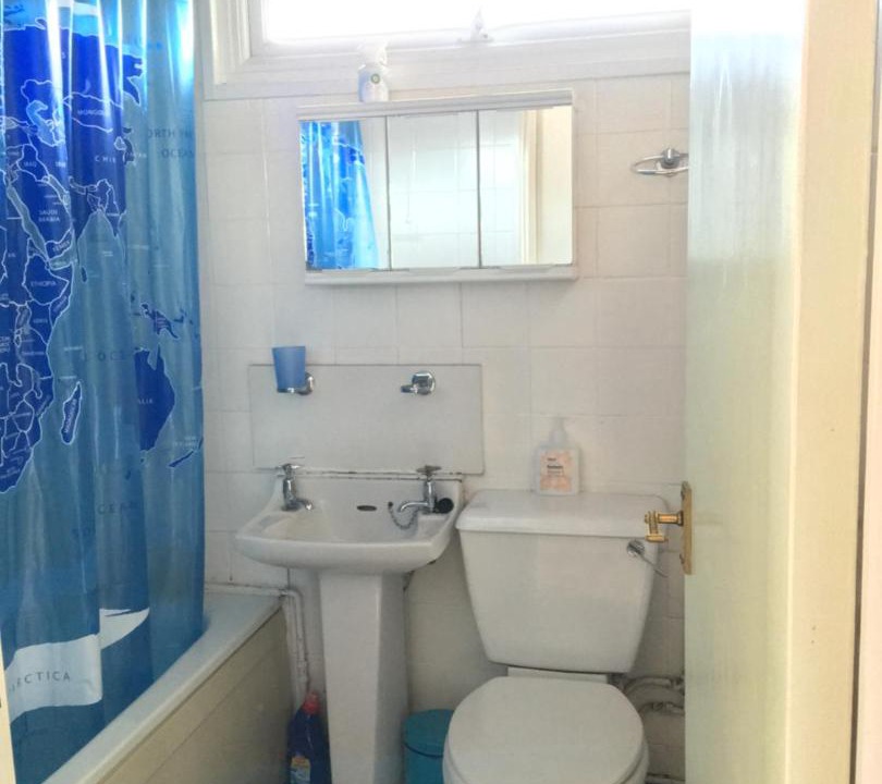 Photo of Bathroom in Llanybri