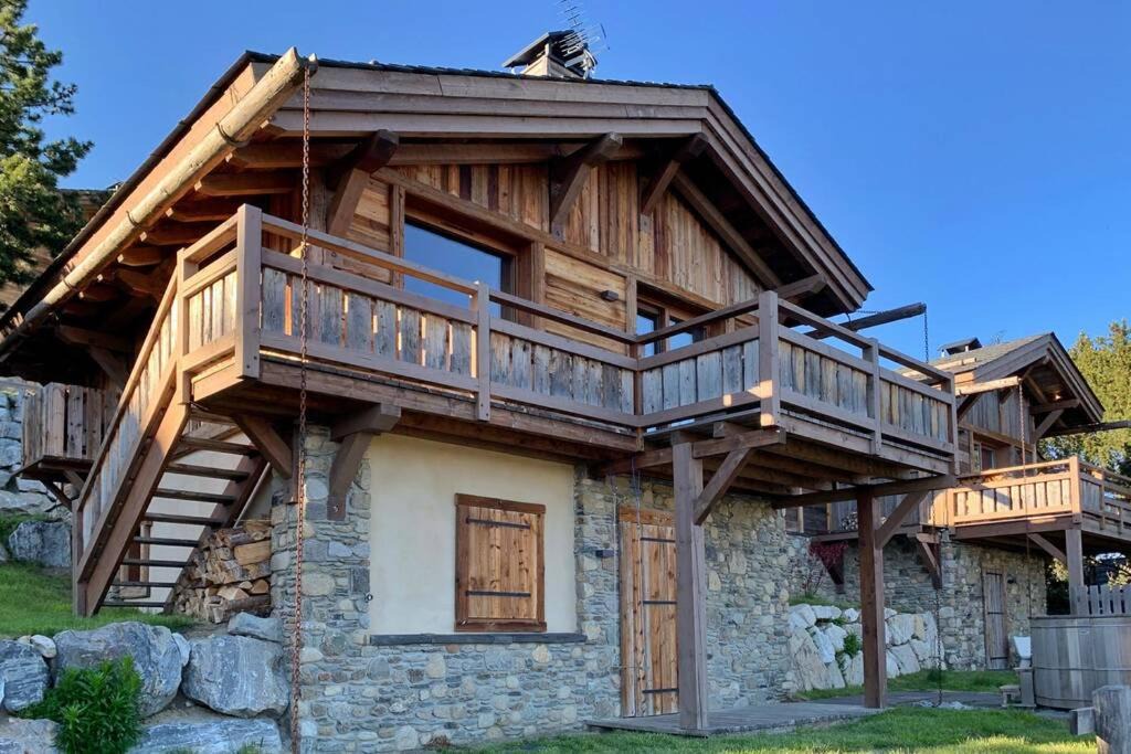 Photo of Buildings in Superbolquere