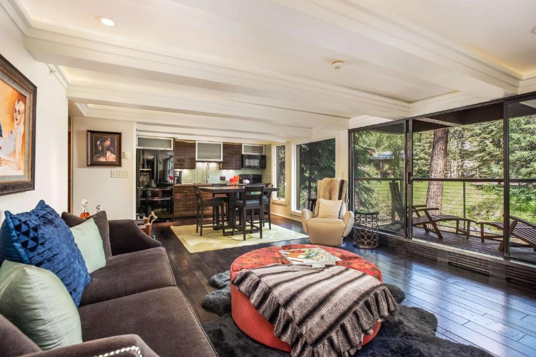Photo of Livingroom in Aspen
