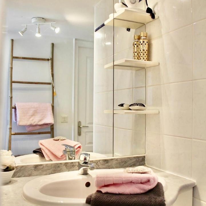 Photo of Bathroom in Bayeux