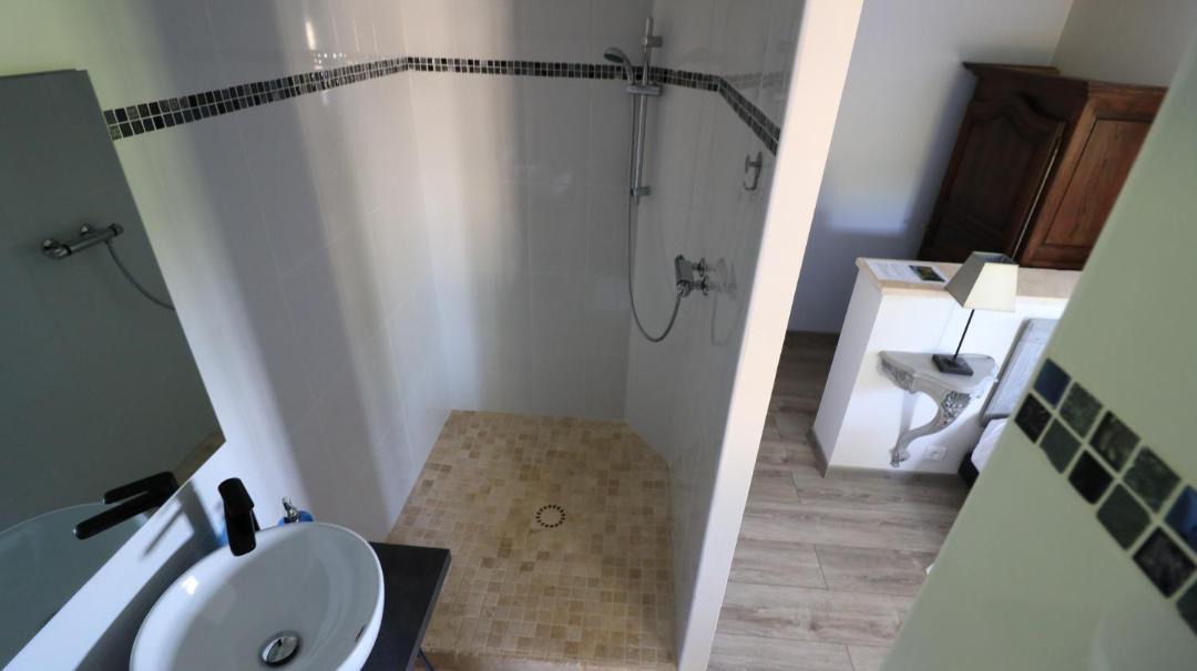 Photo of Bathroom in Montaigu-de-Quercy