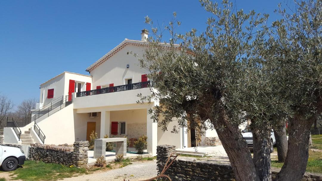 Photo of Buildings in Gras