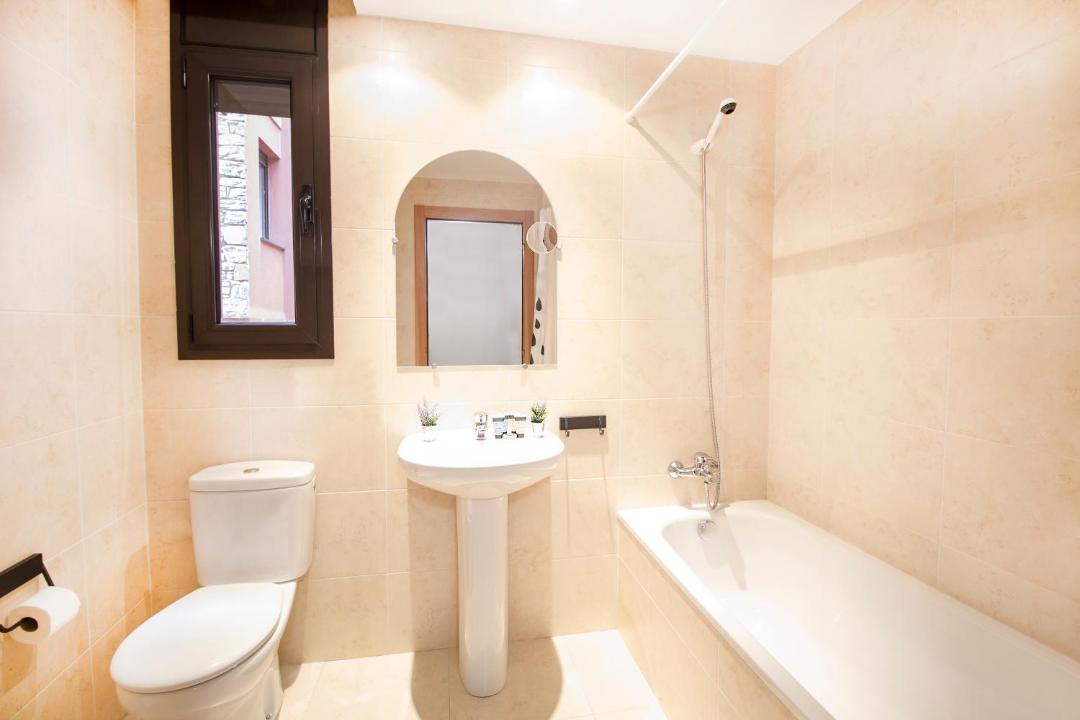 Photo of Bathroom in El Tarter