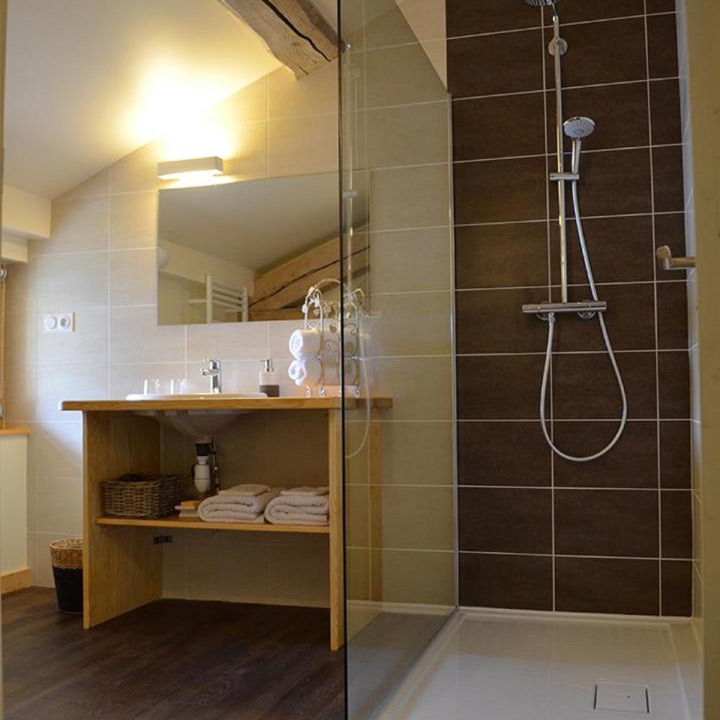 Photo of Others in Monlet