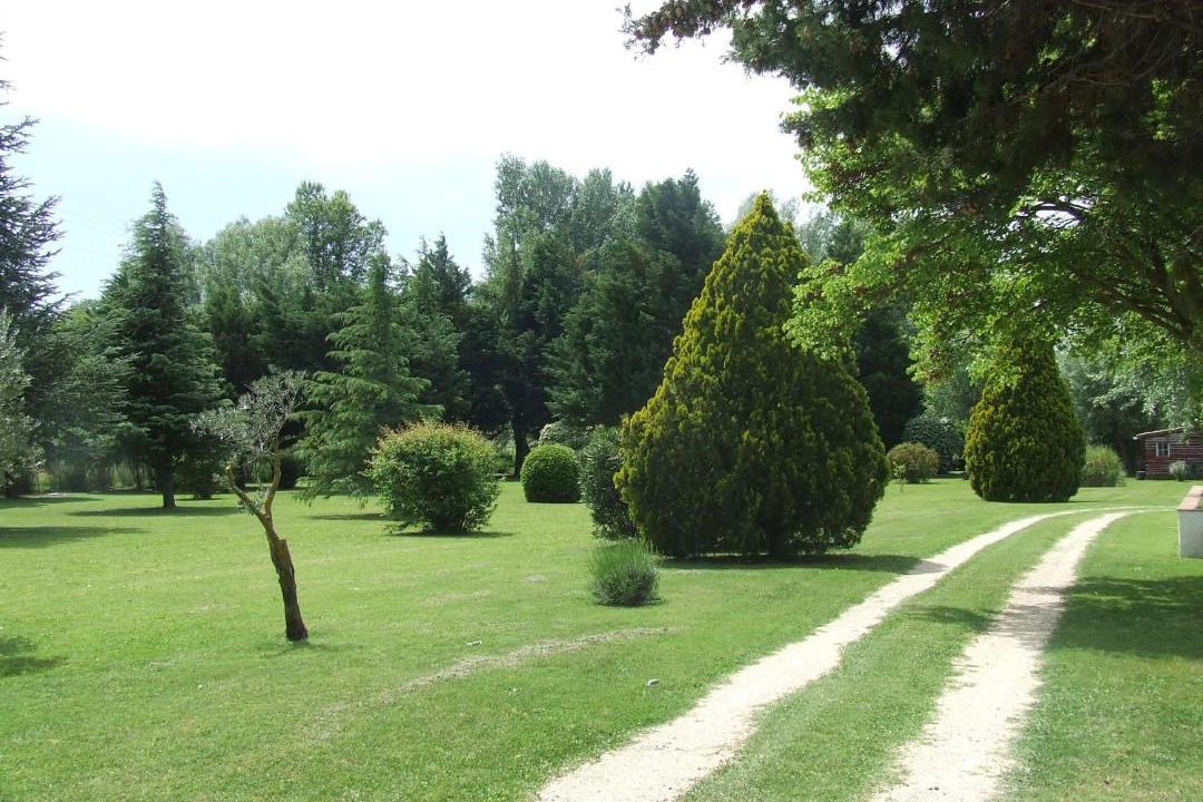 Photo of Others in Courthezon