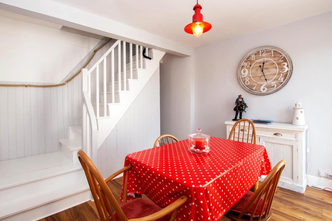 Photo of Others in Deal