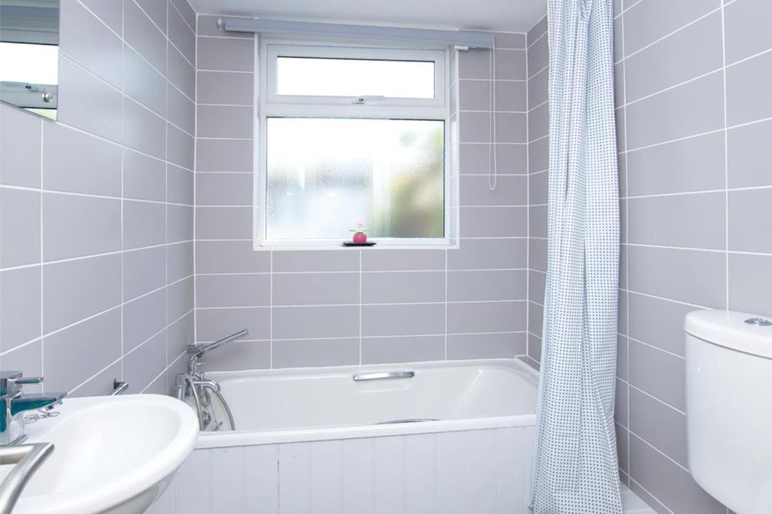 Photo of Bathroom in Deal