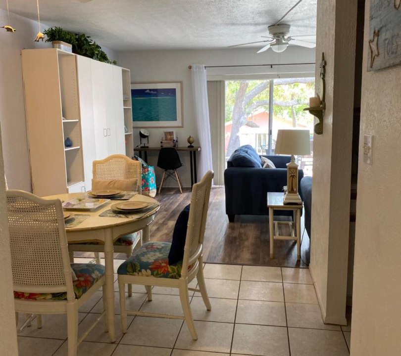 Photo of Livingroom in Bayview