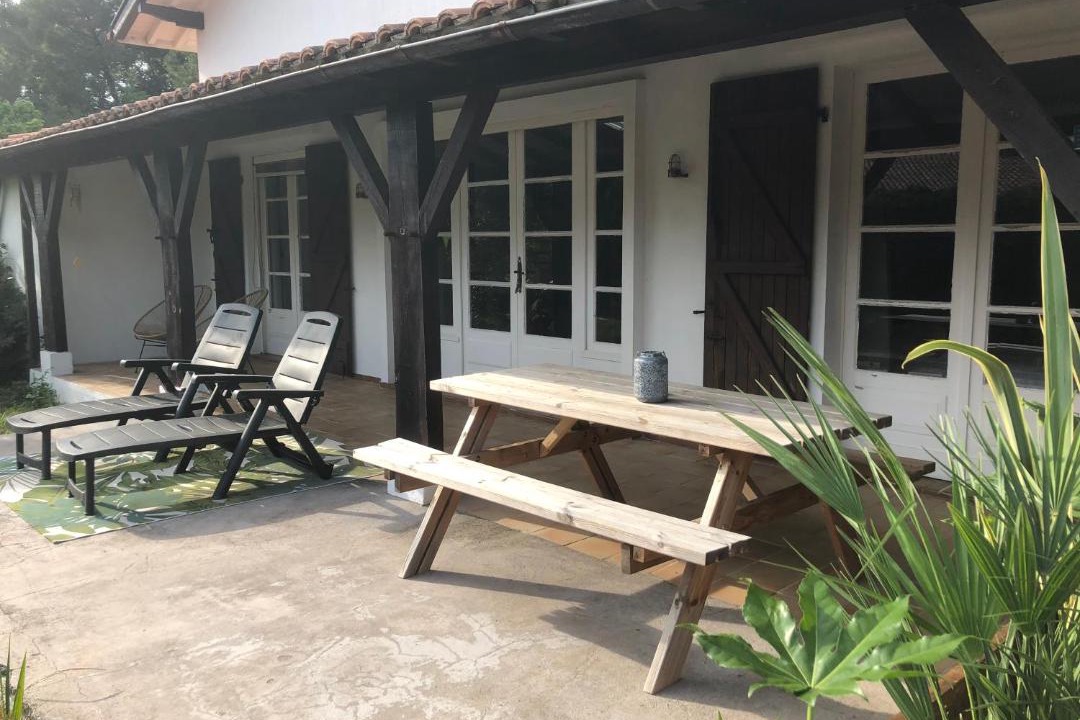 Photo of Others in Leon