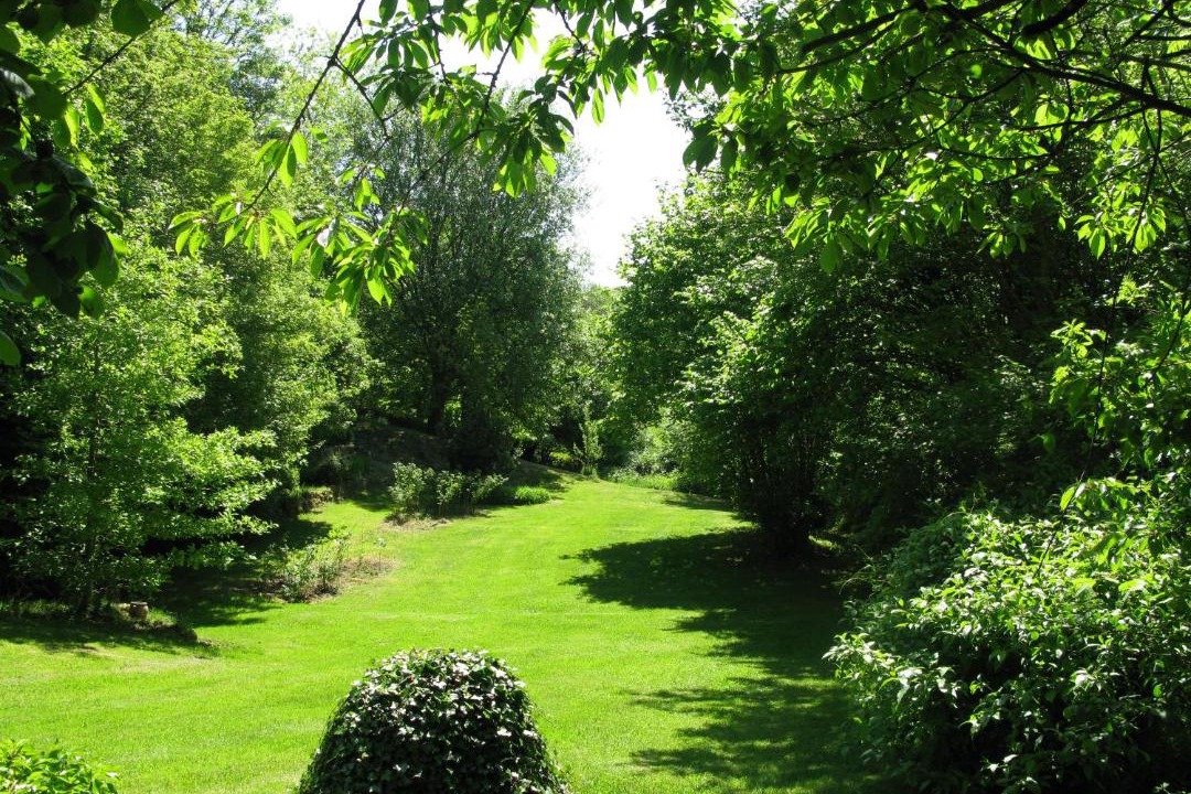 Photo of Outdoor in Saint-Martin-des-Pezerits