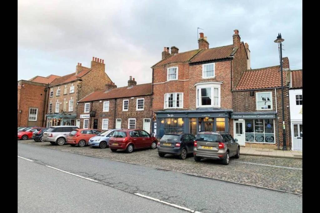 Photo of Buildings in Stokesley