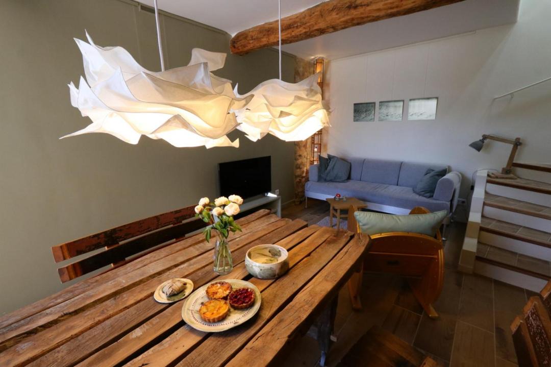 Photo of Livingroom in Rustrel