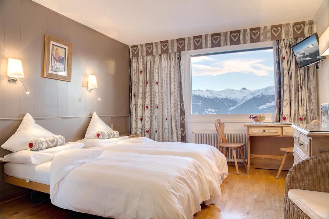 Photo of Bedroom in Noes