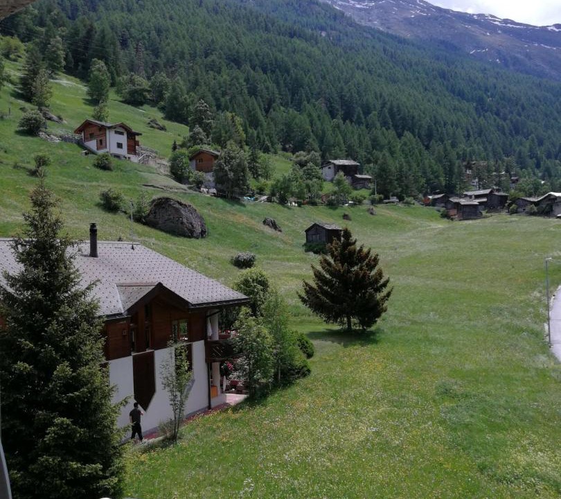 Photo of Others in Taesch