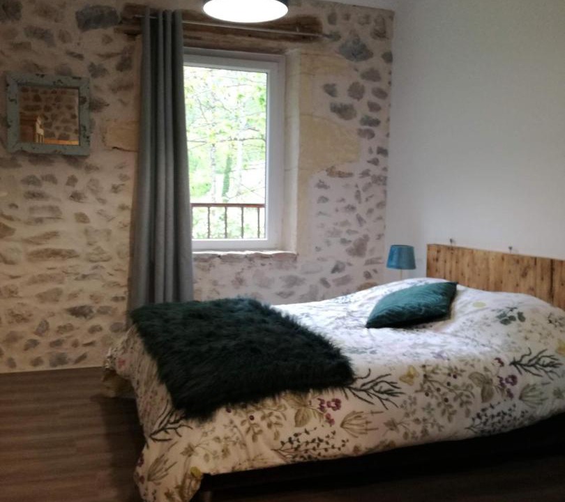 Photo of Bedroom in Echevis