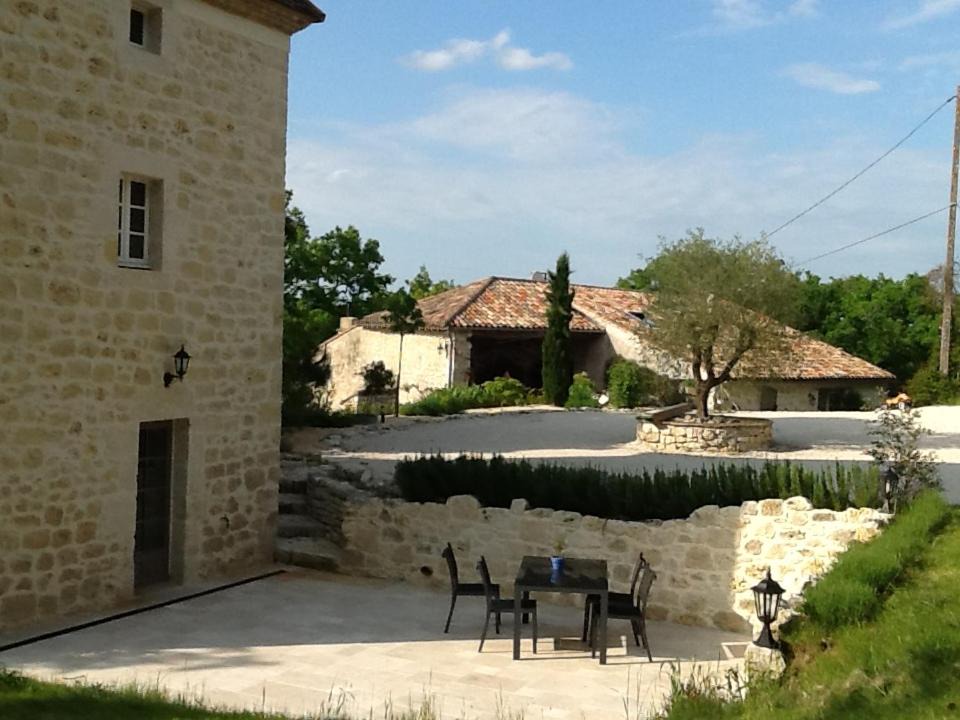 Photo of Others in Beauville