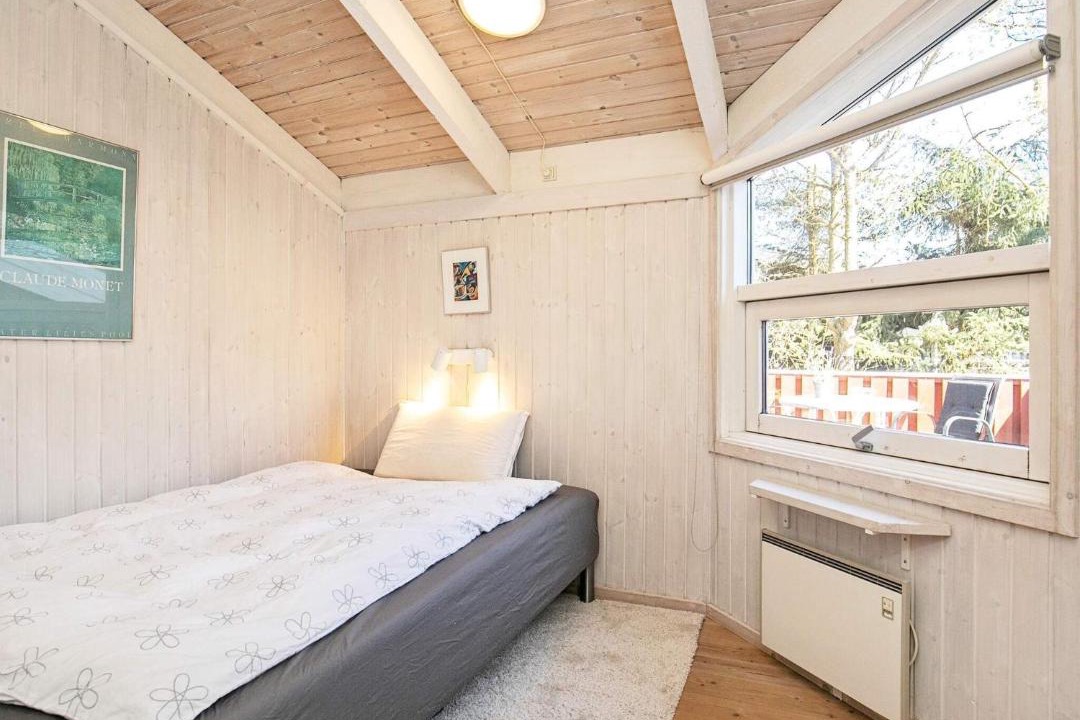 Photo of Bedroom in Hou